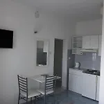 Medici 1045a Apartman *